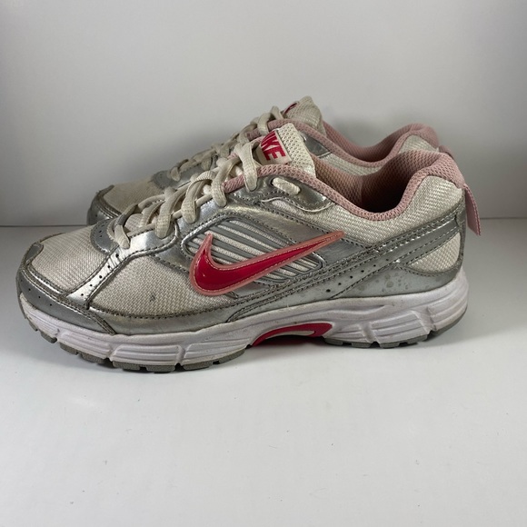 Nike dart 8 running shoe women’s size 6 - Picture 3 of 5